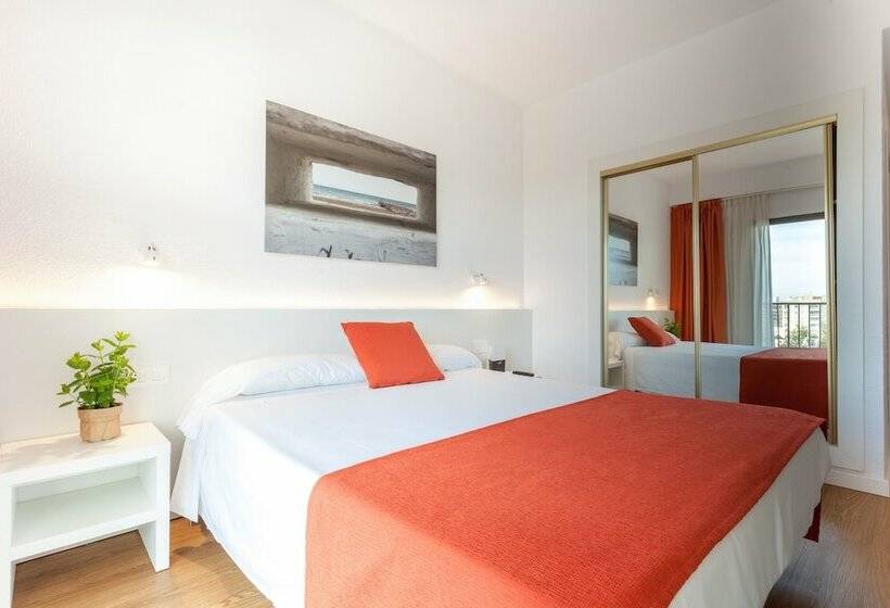 חדר סטנדרט נוף לבריכה, Intelier Orange