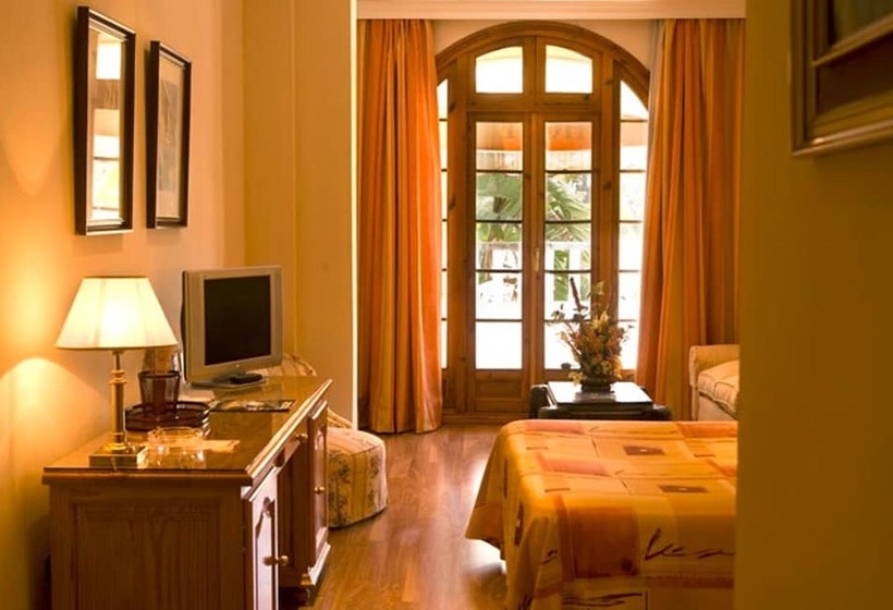 주니어 스위트, La Cueva Park