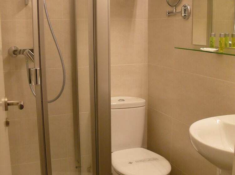 スタンダードルーム, Los Angeles