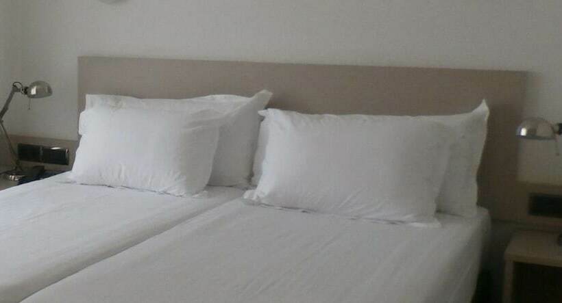 スタンダードルーム, Los Angeles