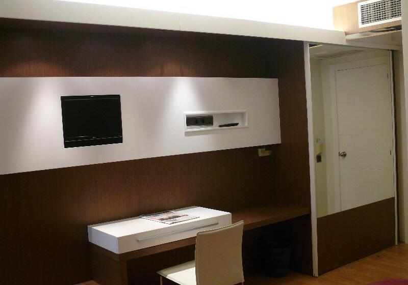 Номер Superior, Los Angeles
