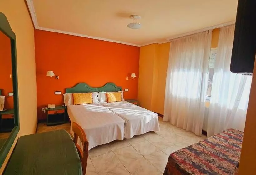 Chambre Triple Standard, Mataleñas