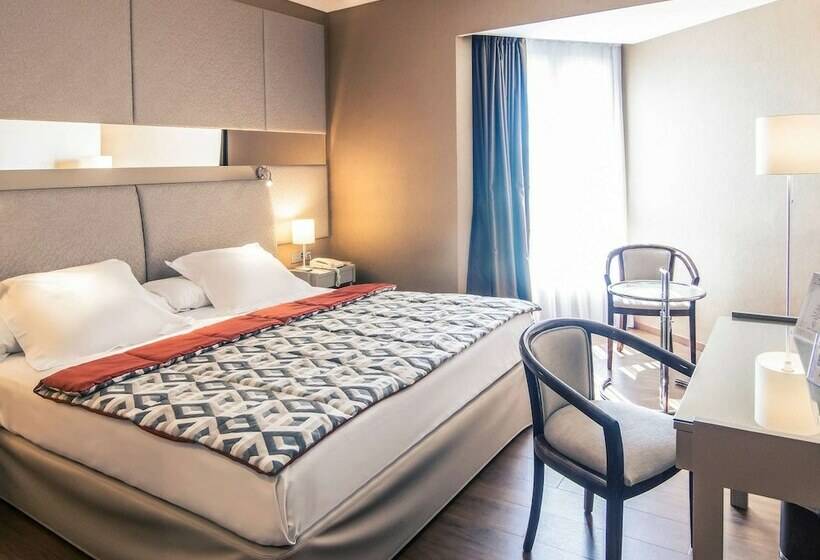 חדר סטנדרט נוף להרים, Mercure Monte Igueldo