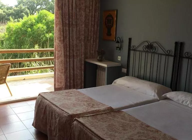 Quarto standart com terraça, Meson De Sancho