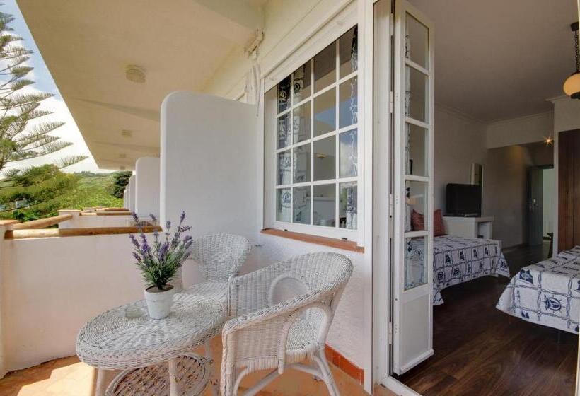 غرفة قياسية ثلاثية, Meson De Sancho