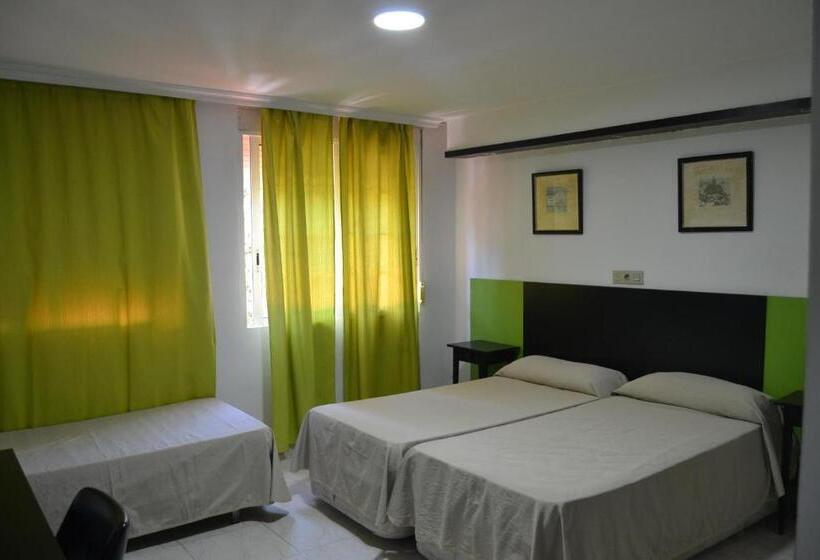 Quarto Triplo Estandar, Miramar