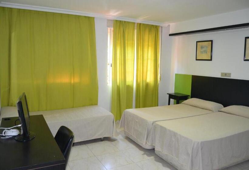 Quarto Triplo Estandar, Miramar