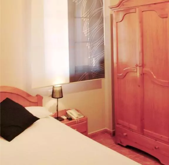 Pokój Standard Jednoosobowy, Moregón