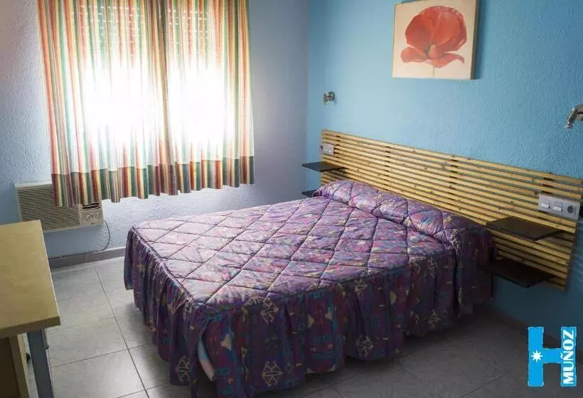 Chambre Standard, Muñoz