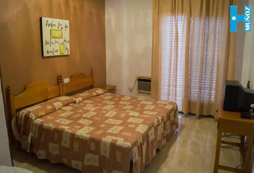 Chambre Standard, Muñoz
