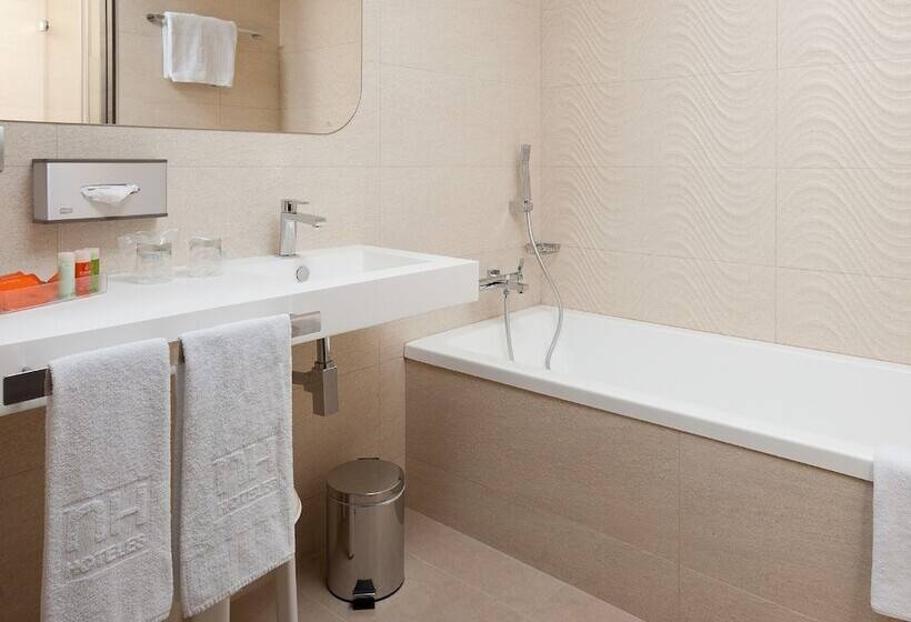 高级大房间, NH Castellon Mindoro