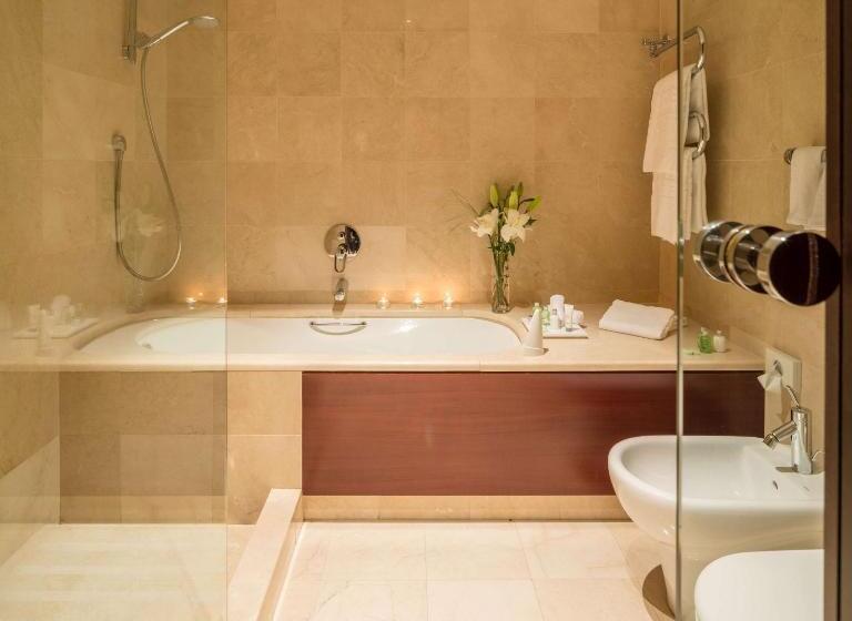 سوییت با چشمانداز دریا, NH Collection A Coruna Finisterre