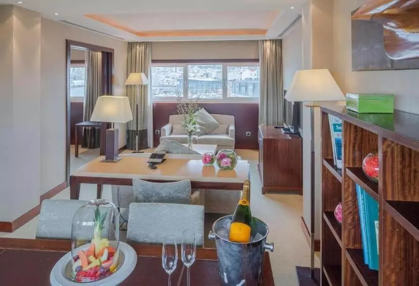 مجموعه ویستا شهر, NH Collection A Coruna Finisterre