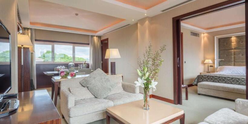 مجموعه ویستا شهر, NH Collection A Coruna Finisterre