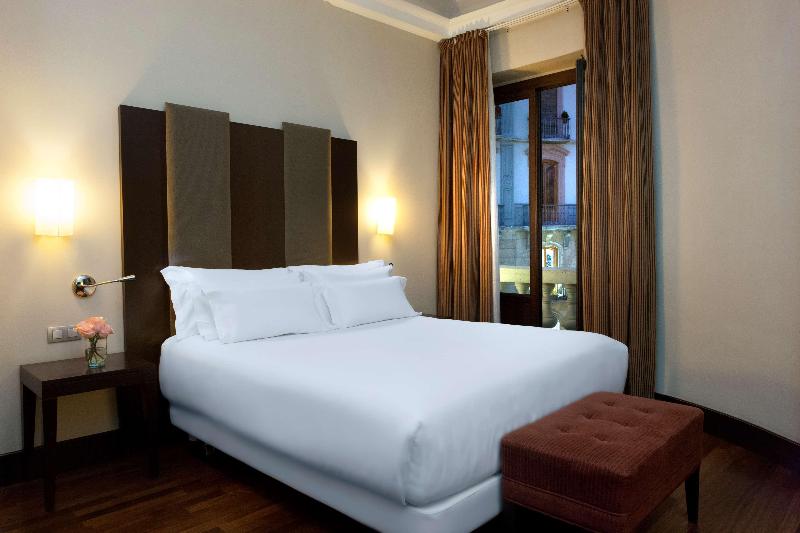 غرفة بريميوم, NH Collection Victoria