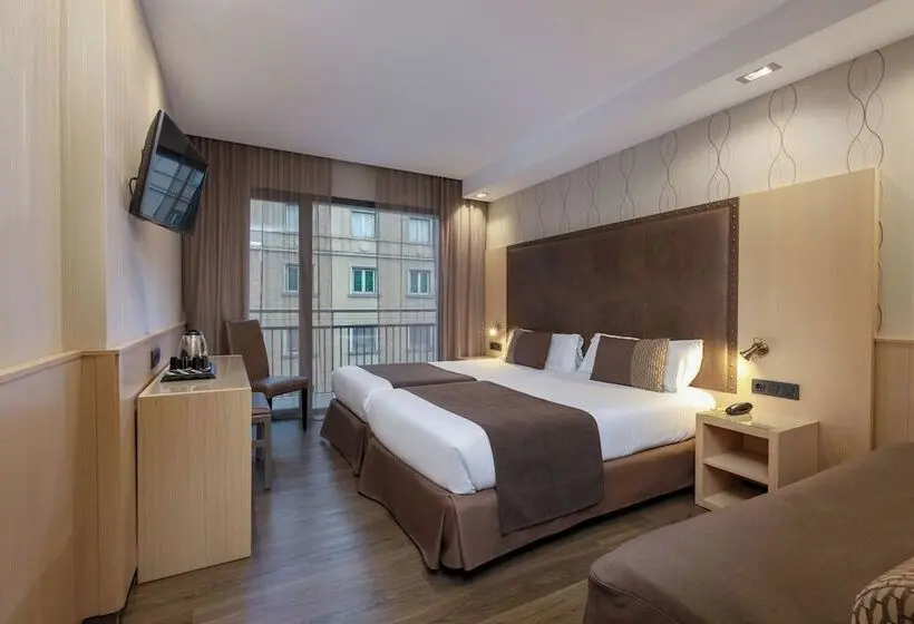 اتاق خانوادگی, Pedro I de Aragon 4* Sup