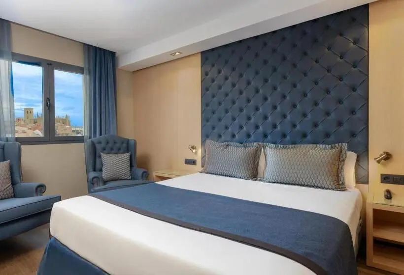 Suite with Terrace, Pedro I de Aragon 4* Sup