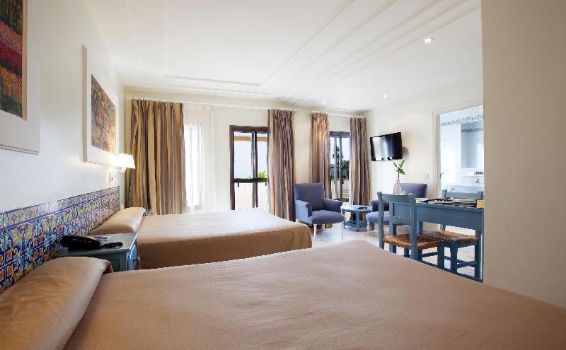 Номер Стандарт, Playa De La Luz