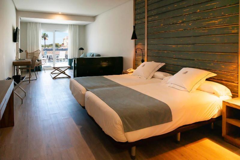 Номер Стандарт, Playa De La Luz