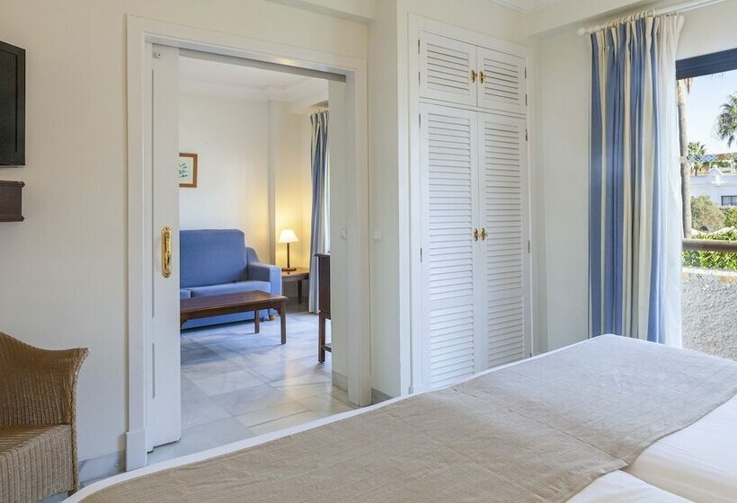 Полулюкс, Playa De La Luz