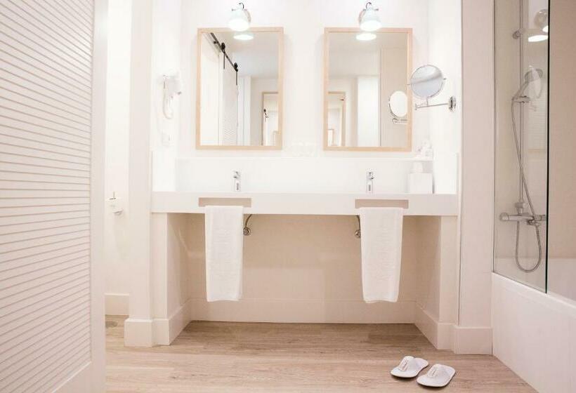 Студия Стандарт, Playa De La Luz