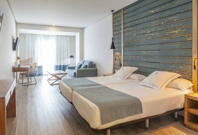 Студия Стандарт, Playa De La Luz