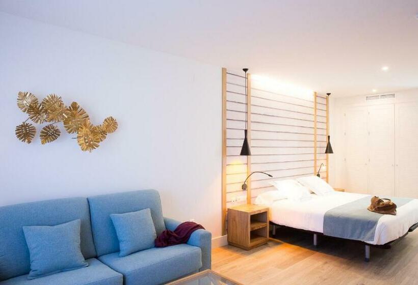 Семейное Студио, Playa De La Luz