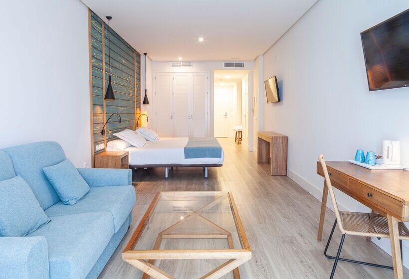 Студия Стандарт, Playa De La Luz