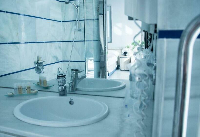 标准间, Puerto Sherry