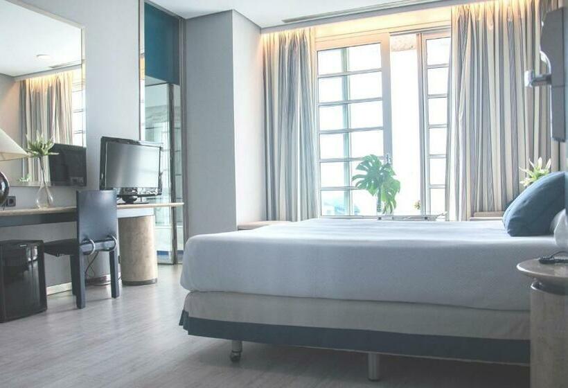 豪华海景房带阳台, Puerto Sherry