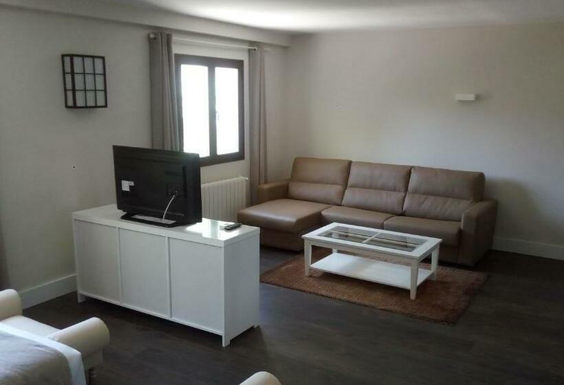 سوییت جونیور, Cueva Del Fraile