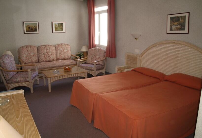 Четырехместный Номер Стандарт, San Jorge