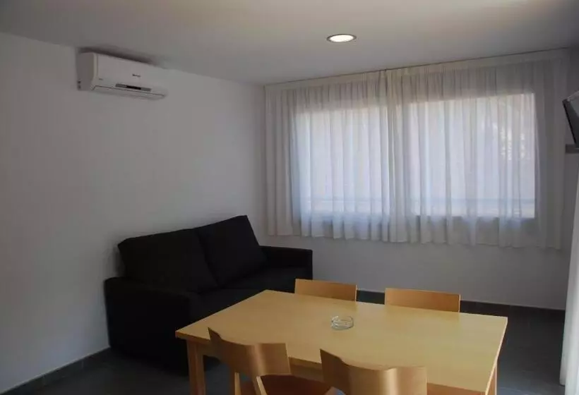 Suite Familiar, Stella Maris