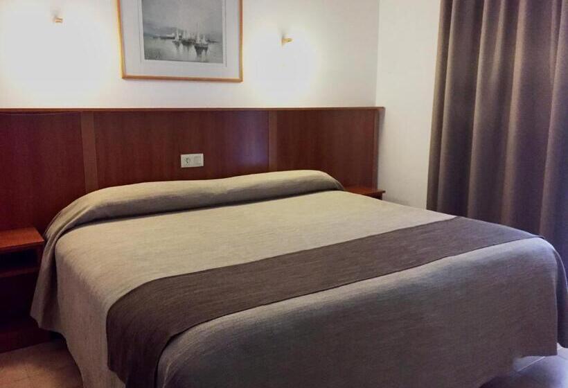 バルコニー付きスタンダードルーム, Stella Maris