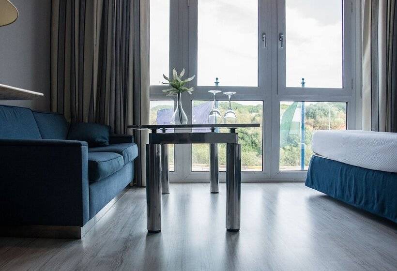 家庭间, Puerto Sherry