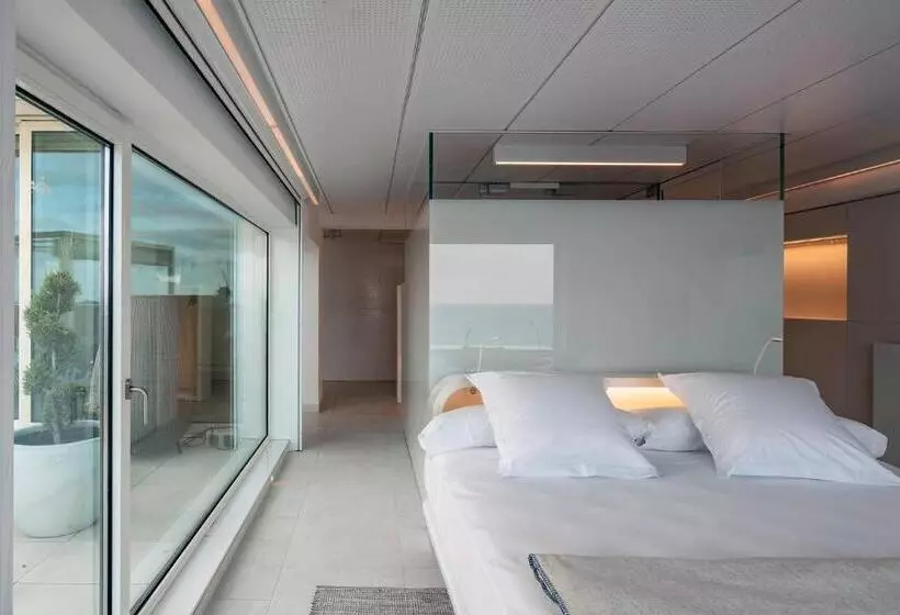 スイート, Parador De Aiguablava