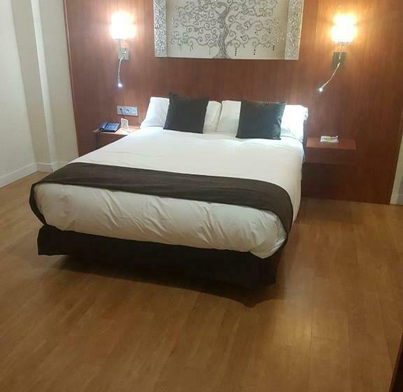 带露台的高档房间, Familia Conde