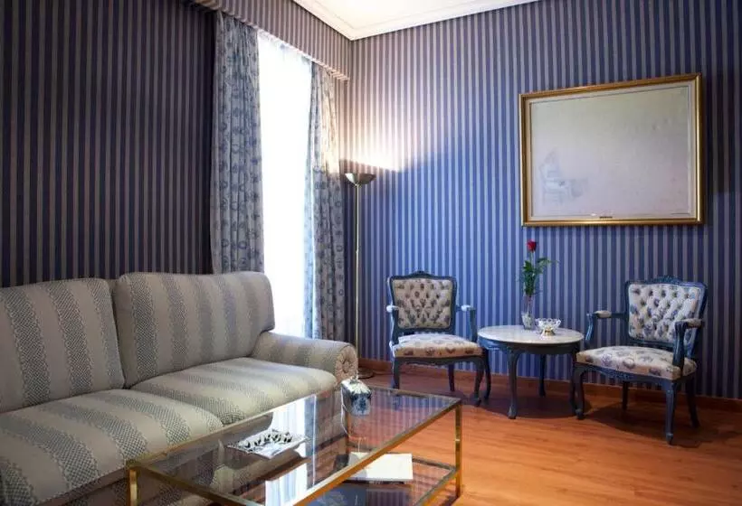 Suite, Agumar