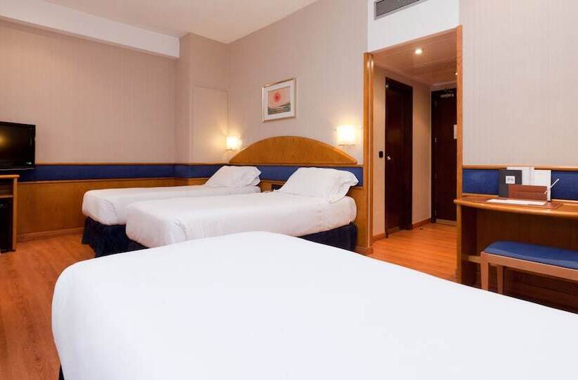 스탠다드 트리플 룸, Agumar