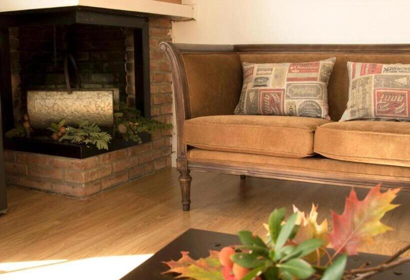 스탠다드 방갈로 정원 전망, Hita