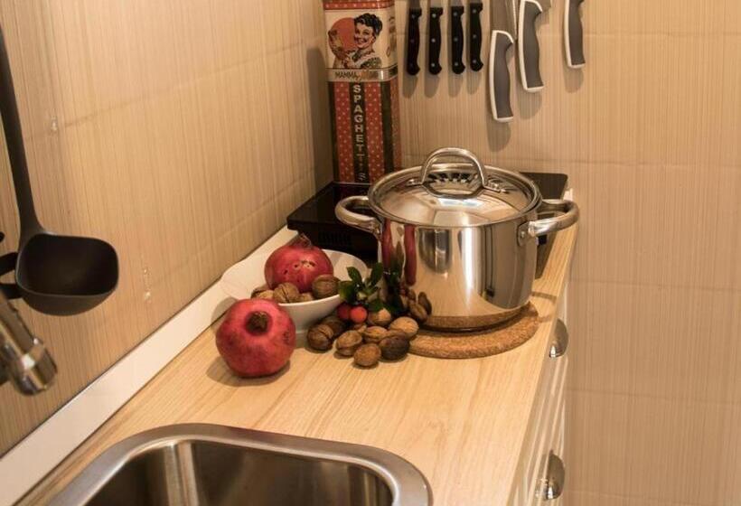 스탠다드 방갈로 정원 전망, Hita