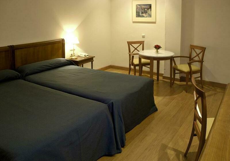 חדר סטנדרט, Barceló León Conde Luna