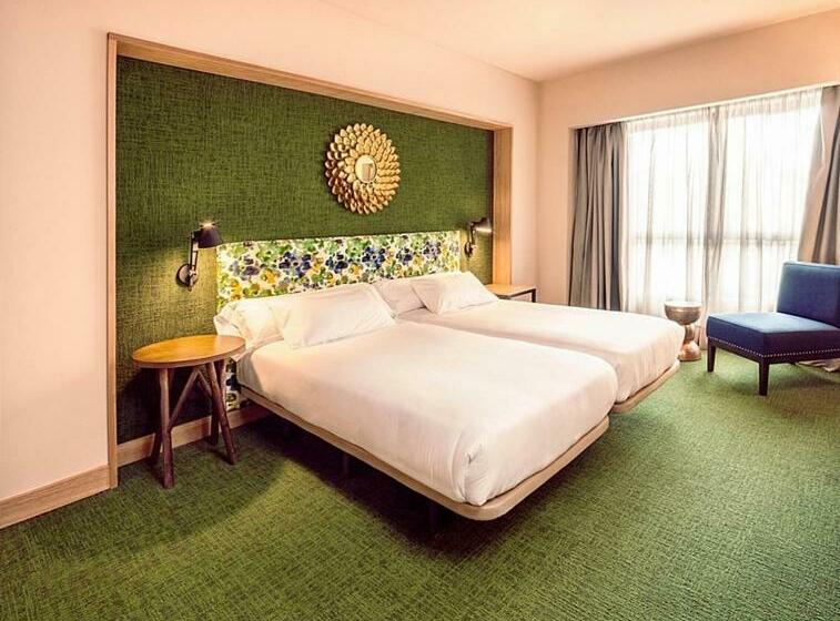 חדר סטנדרט, Barceló León Conde Luna