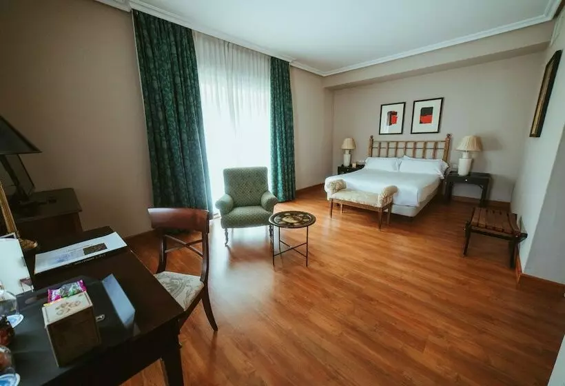 Standardzimmer, Barceló León Conde Luna