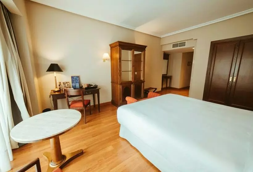 Standardzimmer, Barceló León Conde Luna