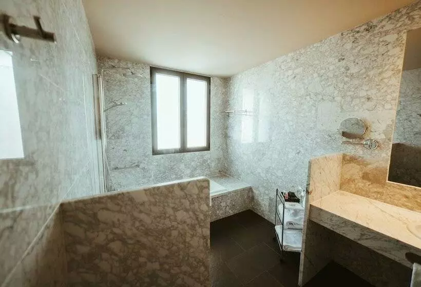 Habitació Superior, Barceló León Conde Luna
