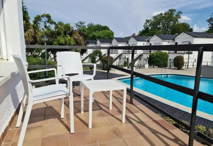 اتاق سوپریور با بالکن, Best Osuna