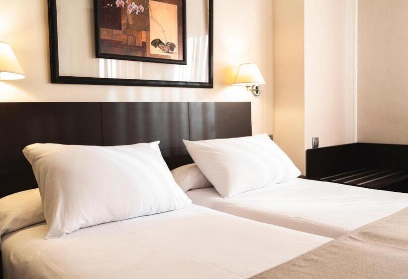 バルコニー付きスタンダードルーム, Cristina