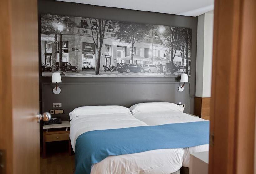 スタンダードルーム, Don Carlos