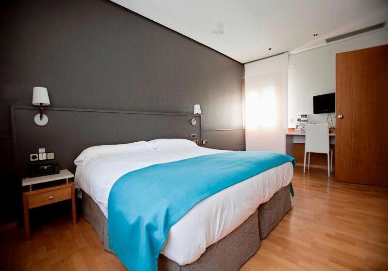 スタンダードルーム, Don Carlos